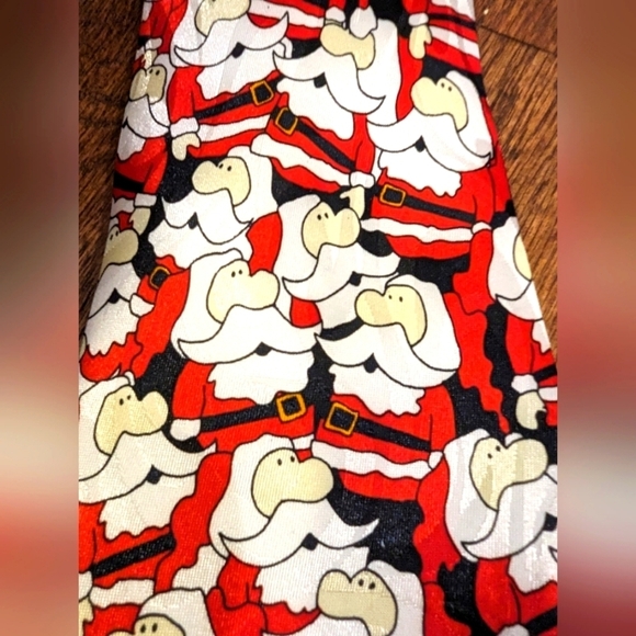 Silk Santa tie, Renaissance excellent condition. New - Picture 3 of 4